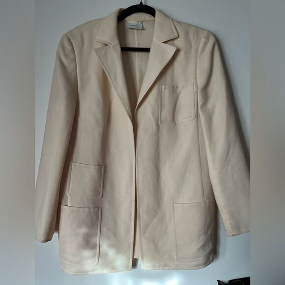 AKRIS vintage cream blazer, front pockets, no lining, no closure, size S/M - Picture 1 of 4